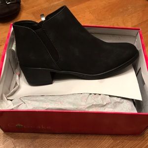 New in box shoes. Girls size 3 bootie.